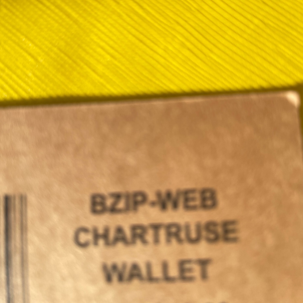 Steve Madden large wallet - Picture 4 of 5